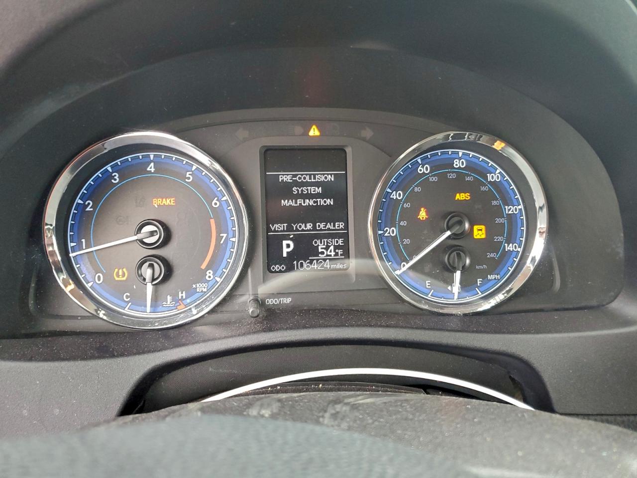 2017 TOYOTA COROLLA LE photo 9