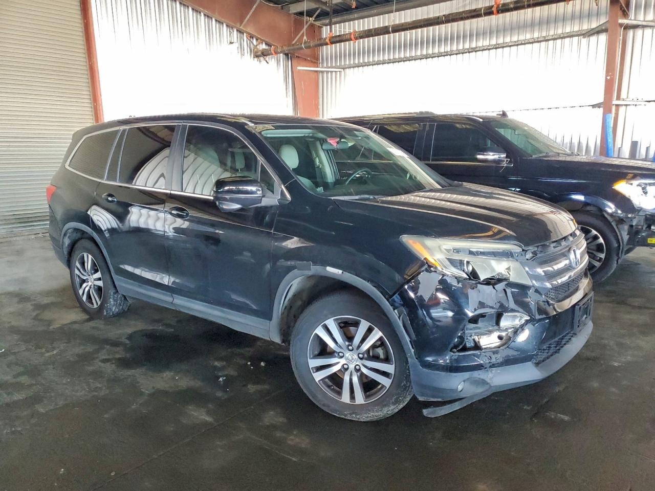 2016 HONDA PILOT EX photo 4