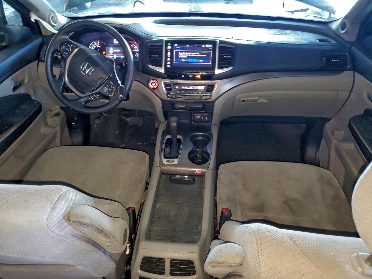 2016 HONDA PILOT EX photo 8