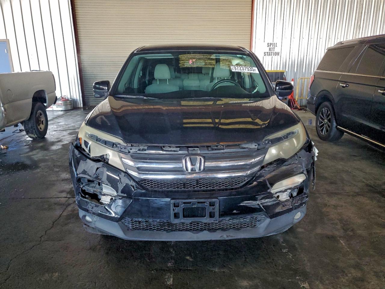 2016 HONDA PILOT EX photo 5