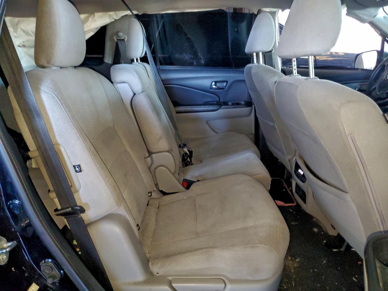 2016 HONDA PILOT EX photo 11