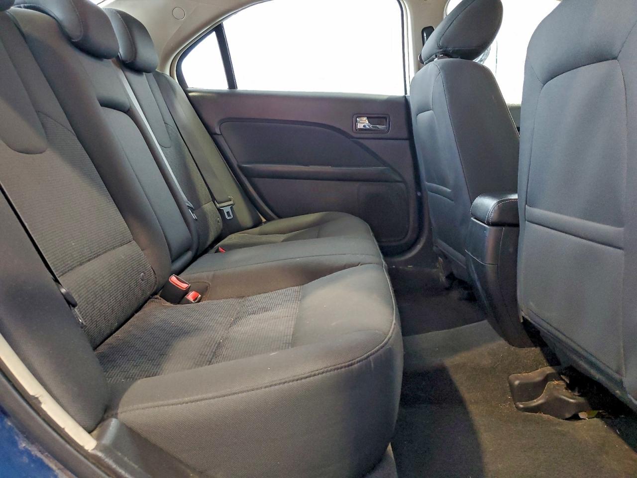 2010 FORD FUSION SE photo 19