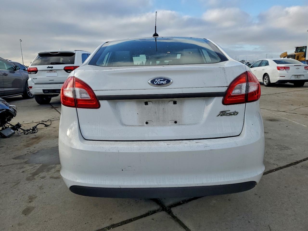 2012 FORD FIESTA S photo 11