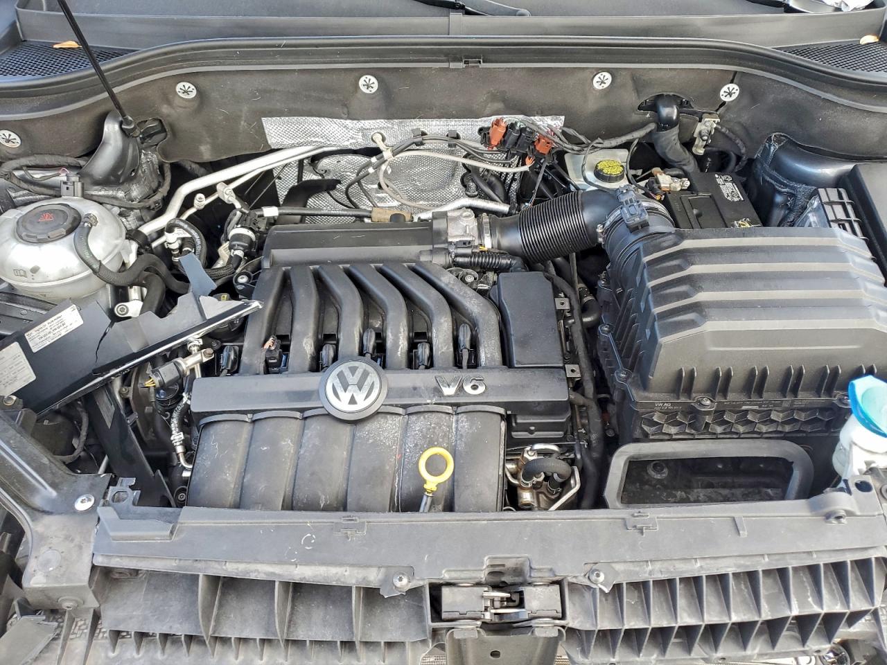 2018 VOLKSWAGEN ATLAS SE photo 12