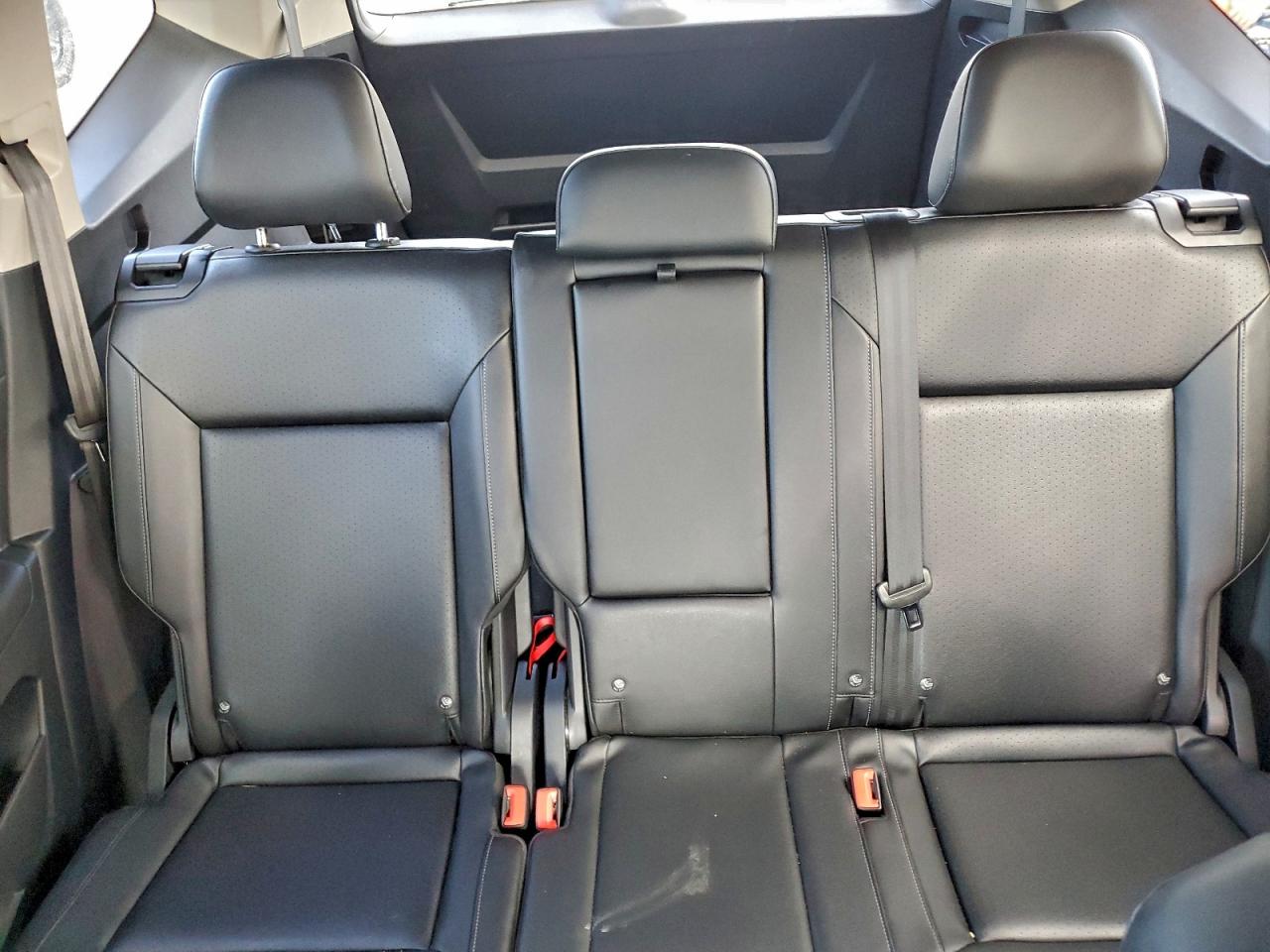 2018 VOLKSWAGEN ATLAS SE photo 10