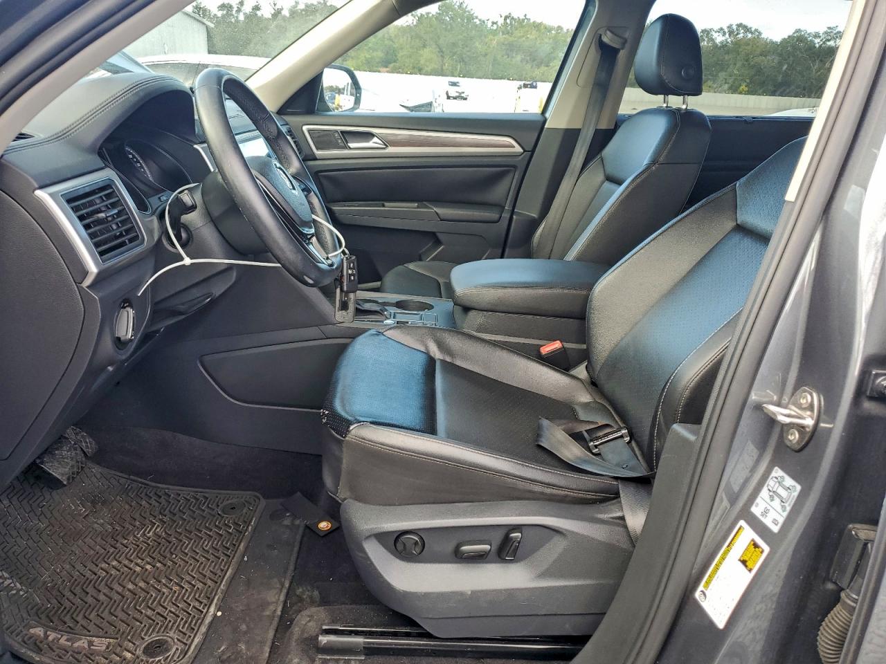 2018 VOLKSWAGEN ATLAS SE photo 7