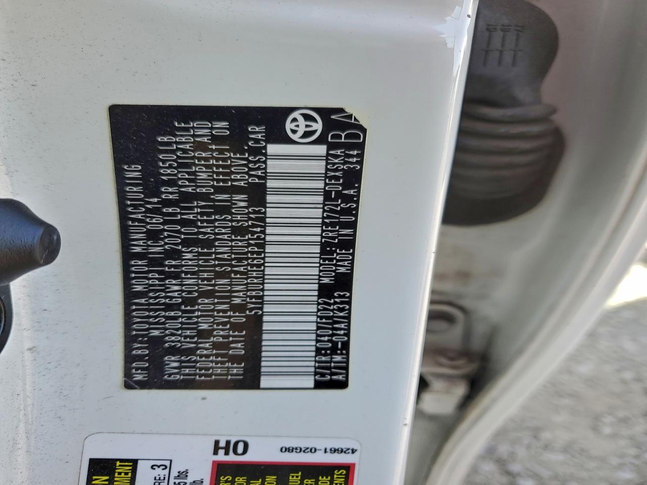 2014 TOYOTA COROLLA L photo 25