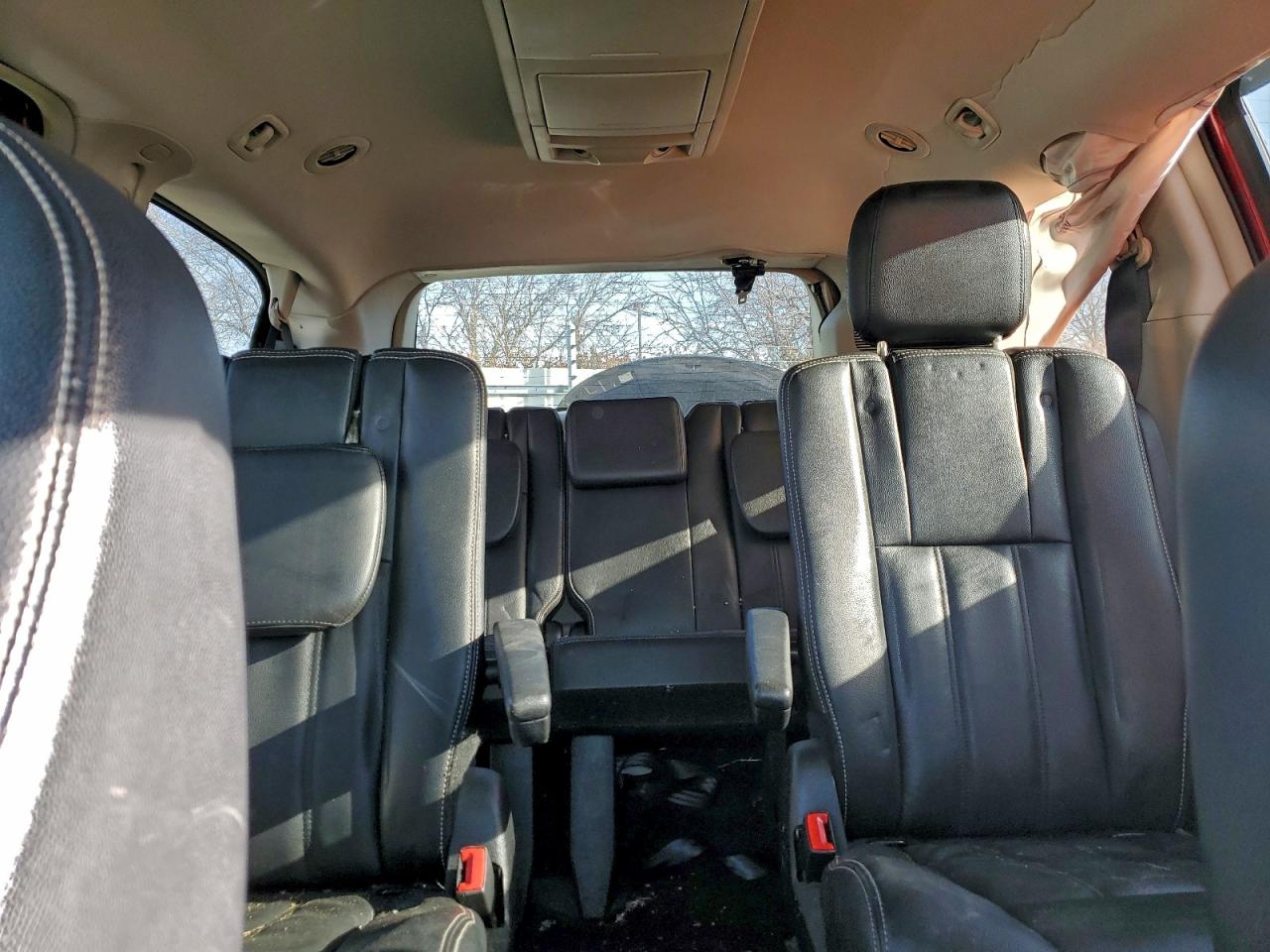 2013 CHRYSLER TOWN & COUNTRY TOURING photo 19