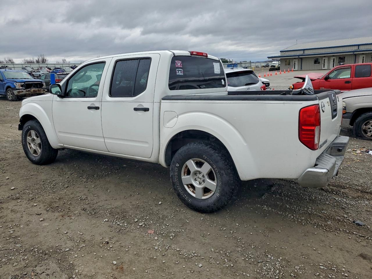 2007 NISSAN FRONTIER CREW CAB LE photo 2