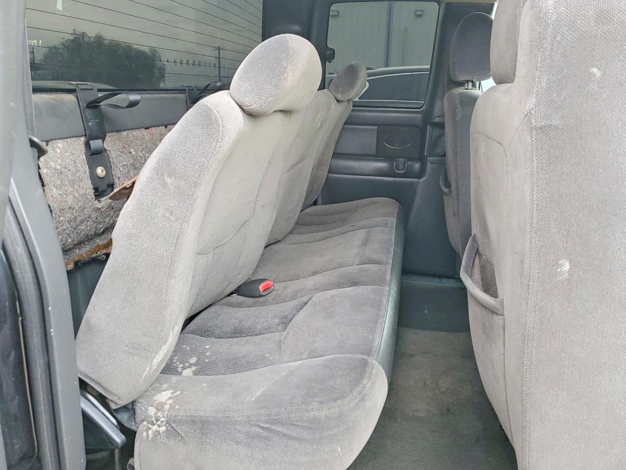 2004 GMC NEW SIERRA C1500 photo 10