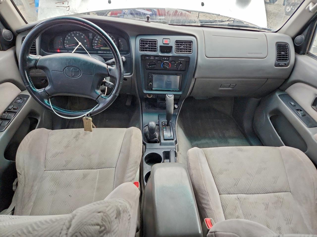 2002 TOYOTA 4RUNNER SR5 photo 15
