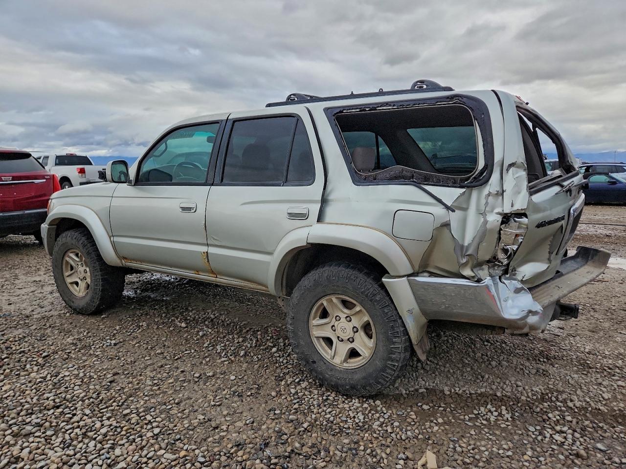 2002 TOYOTA 4RUNNER SR5 photo 3