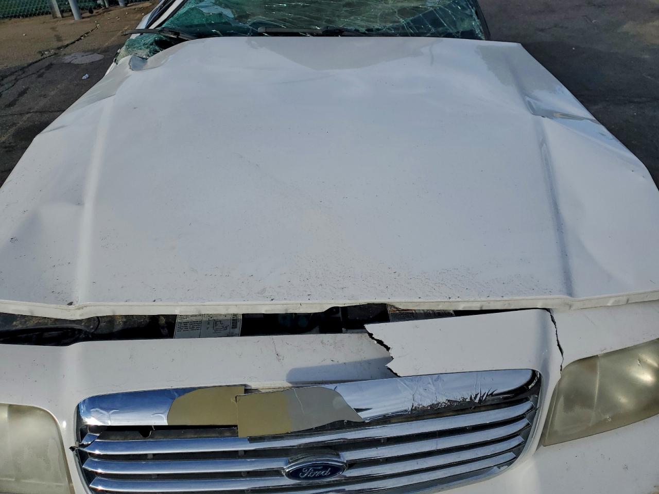 1999 FORD CROWN VICTORIA LX photo 20