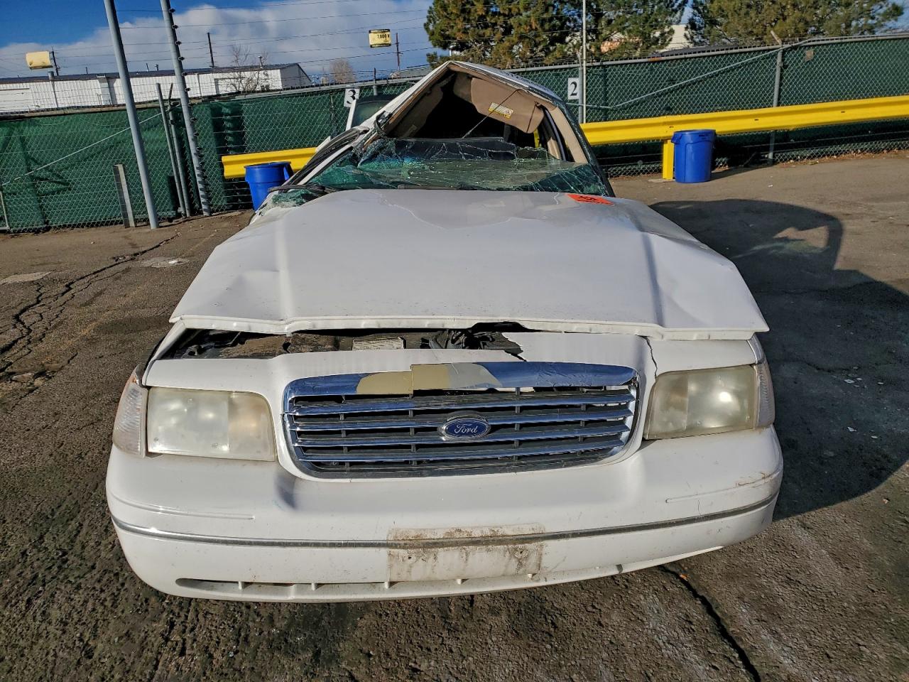 1999 FORD CROWN VICTORIA LX photo 9