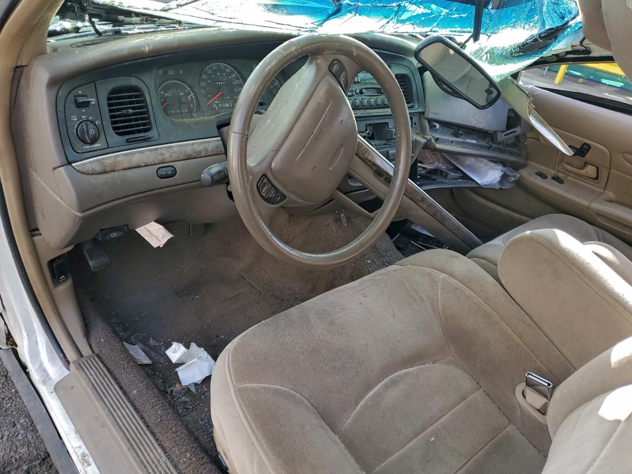 1999 FORD CROWN VICTORIA LX photo 15