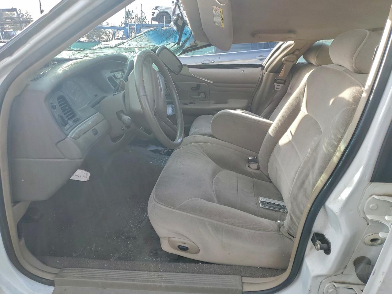 1999 FORD CROWN VICTORIA LX photo 13
