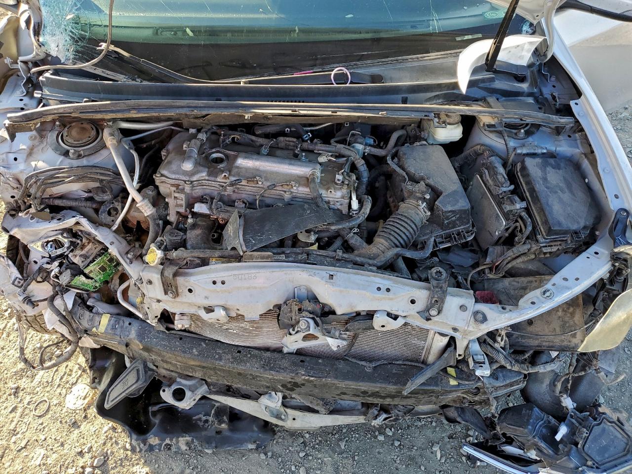 2014 TOYOTA COROLLA L photo 21
