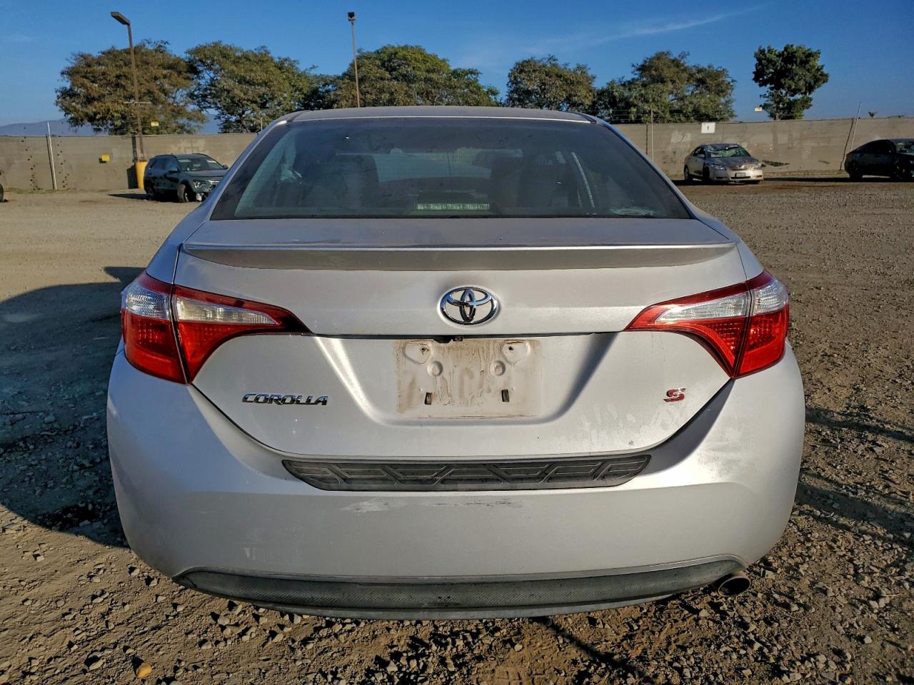 2014 TOYOTA COROLLA L photo 11
