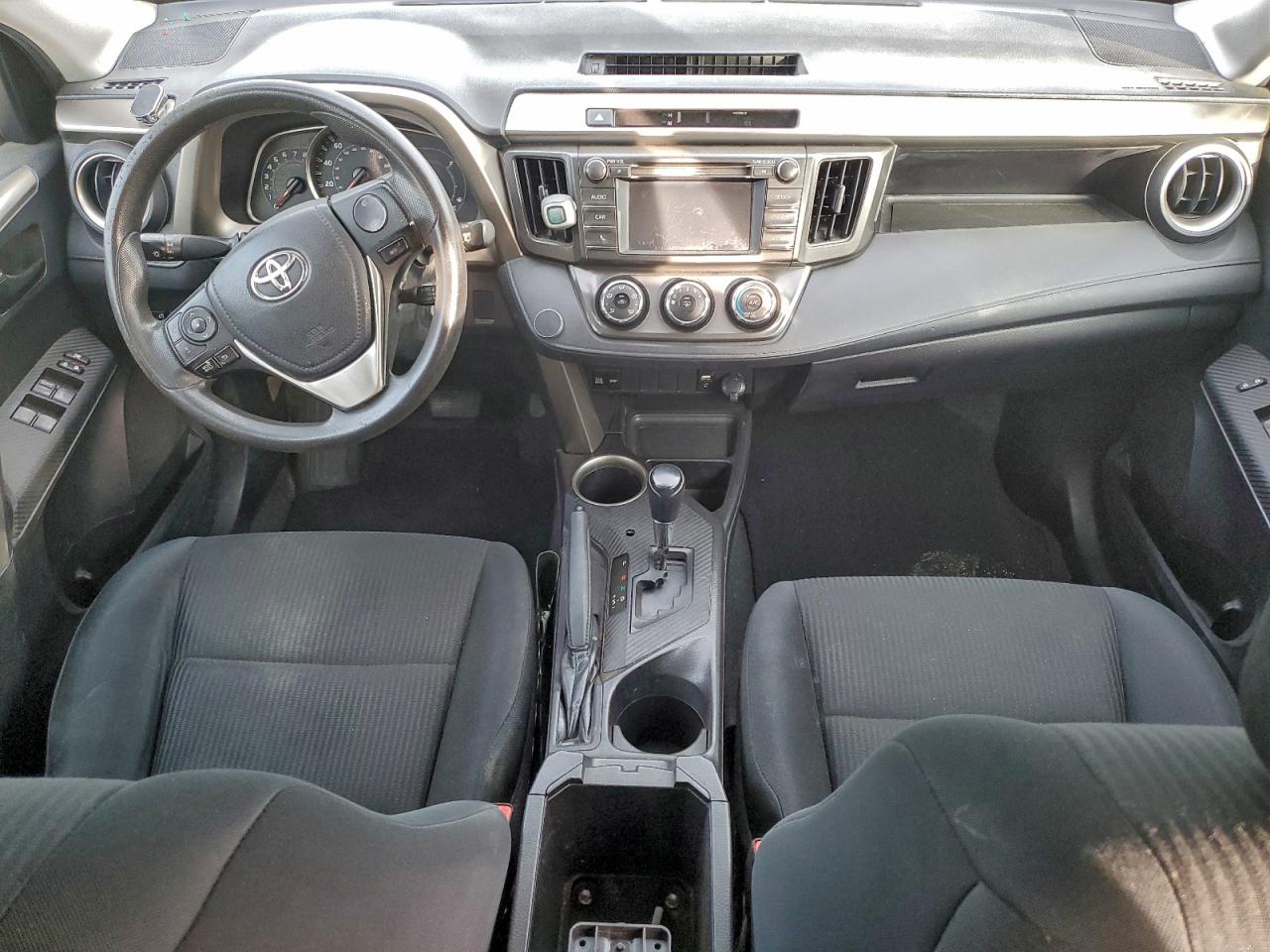 2015 TOYOTA RAV4 LE photo 15
