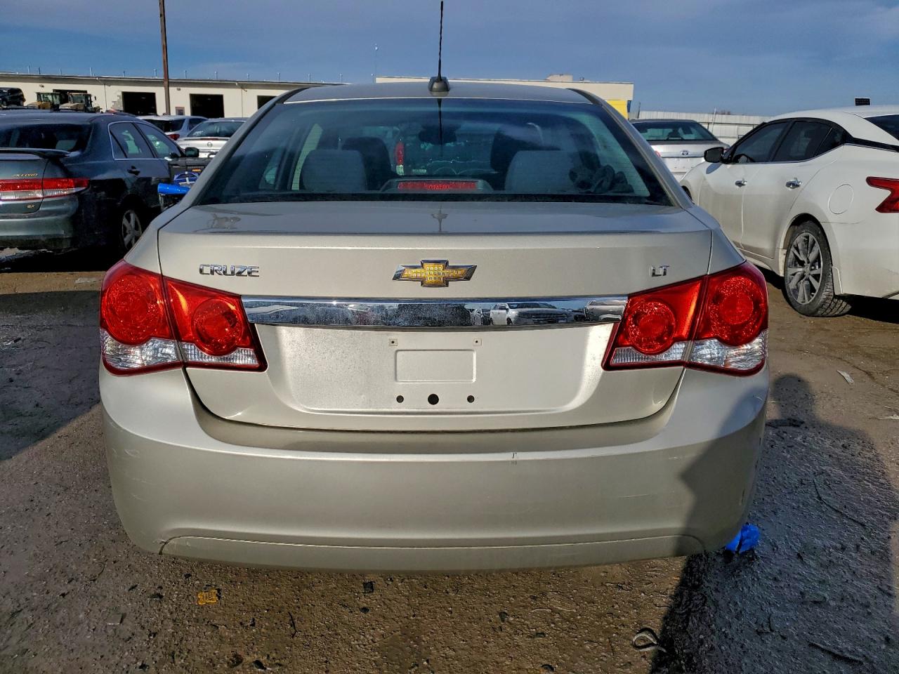 2016 CHEVROLET CRUZE LIMITED LT photo 11