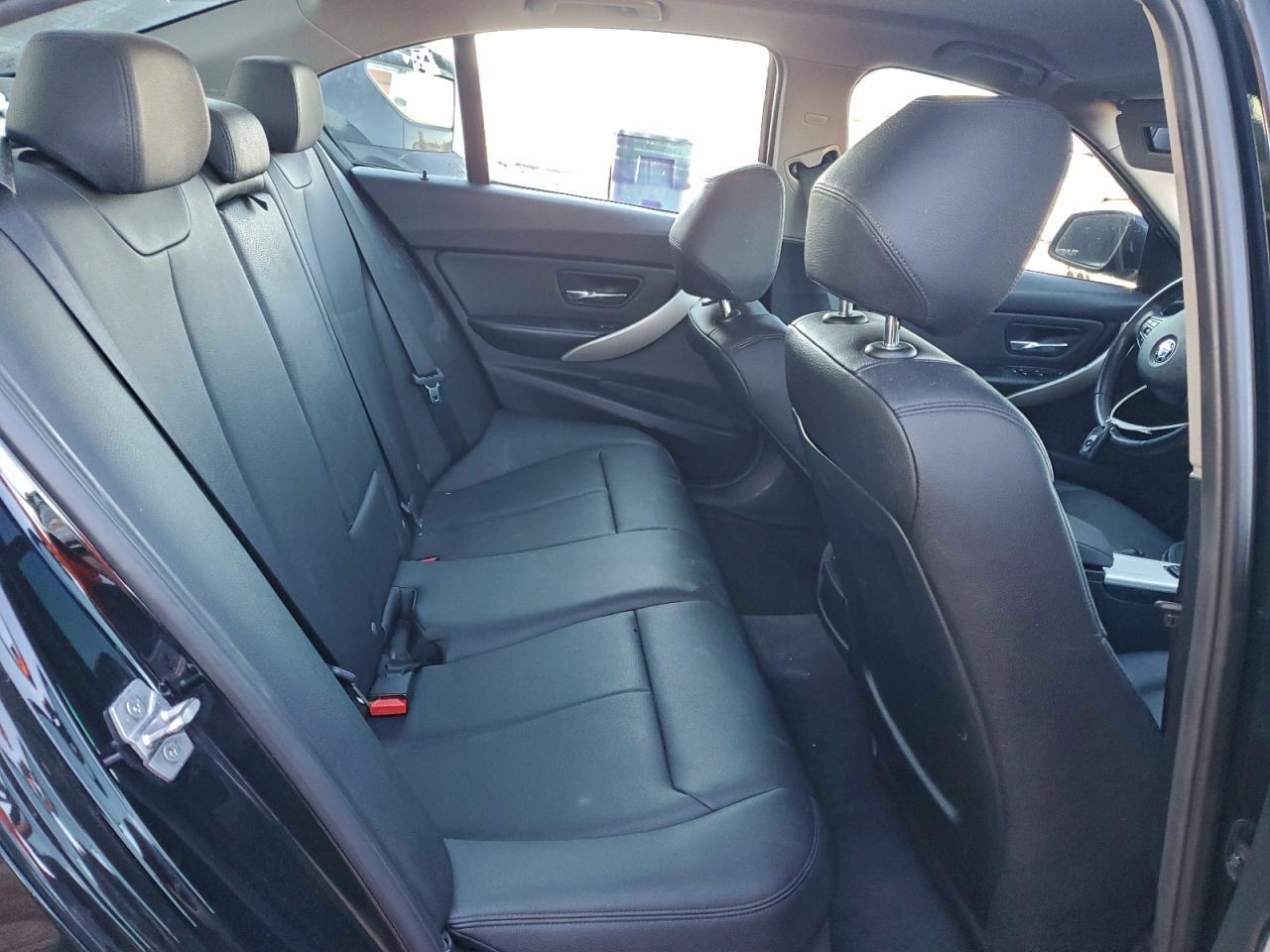2015 BMW 320 I XDRIVE photo 19
