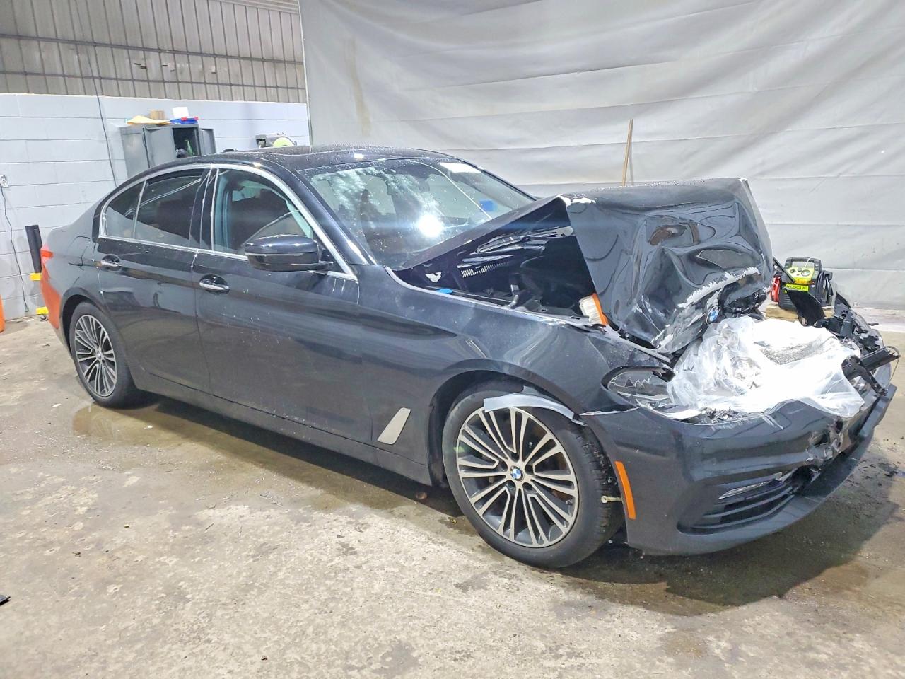 2018 BMW 530 XI photo 4