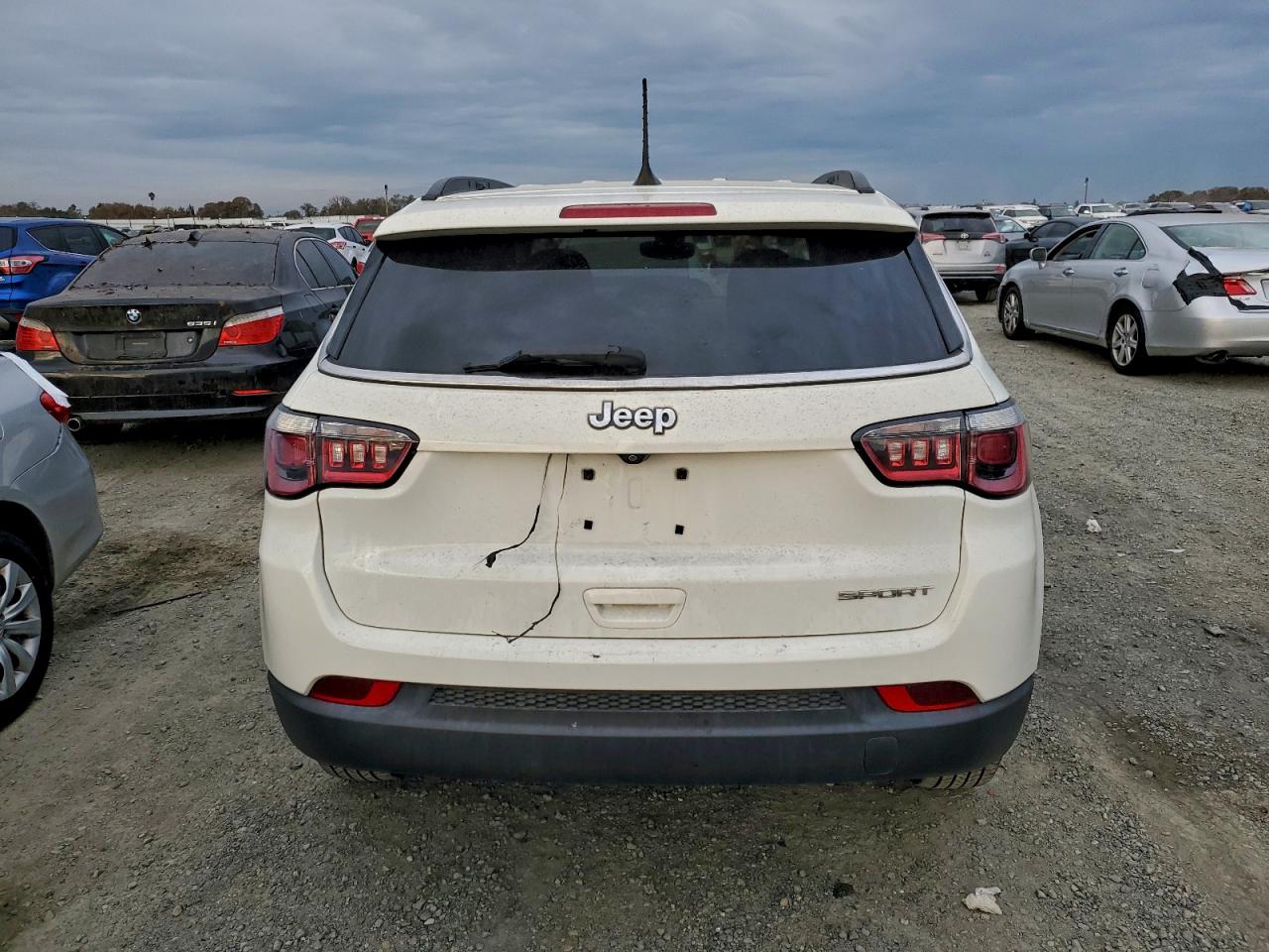2019 JEEP COMPASS SPORT photo 6