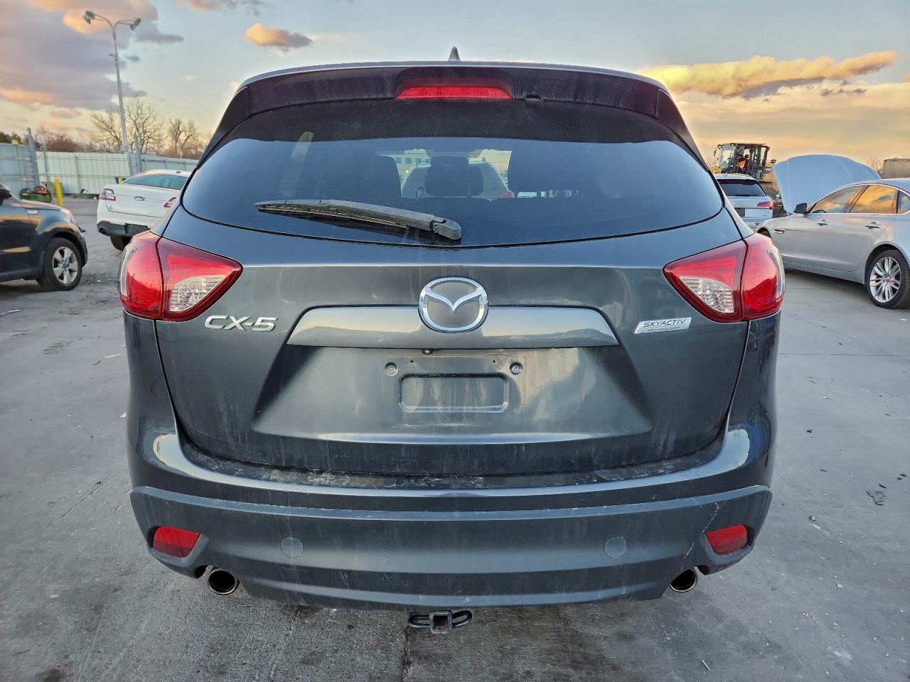 2015 MAZDA CX-5 TOURING photo 16