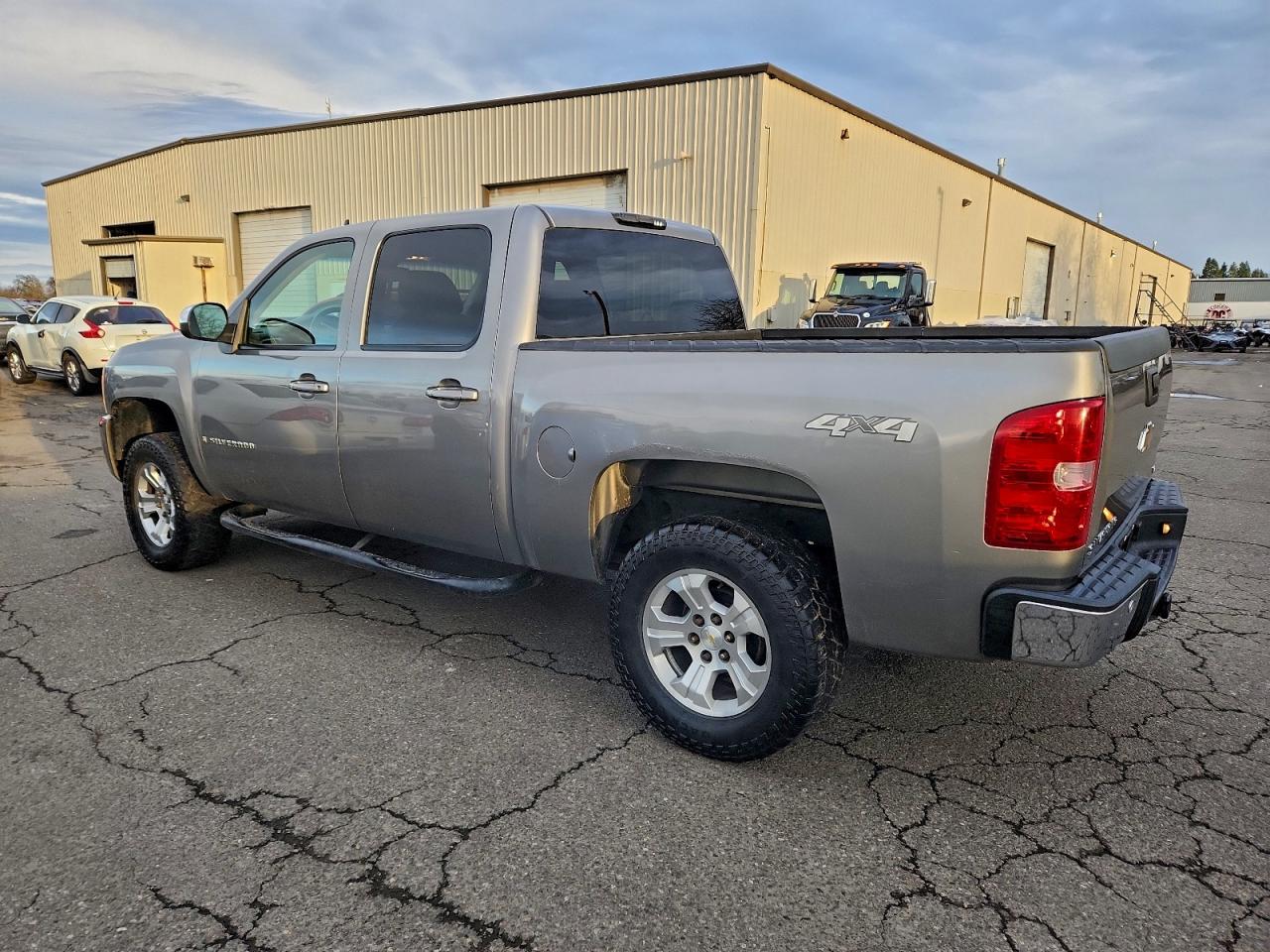 2007 CHEVROLET SILVERADO K1500 CREW CAB photo 4