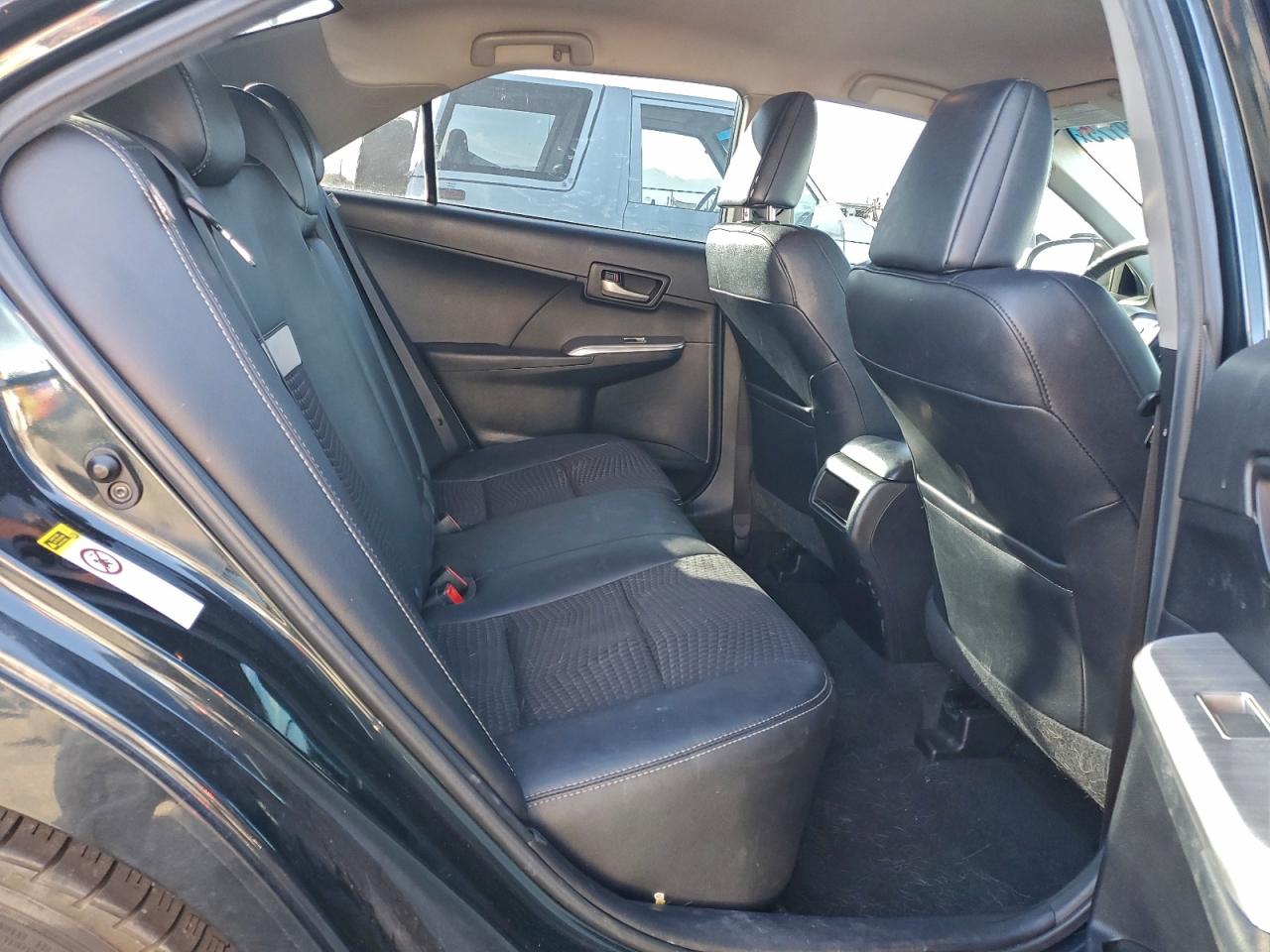 2013 TOYOTA CAMRY L photo 28
