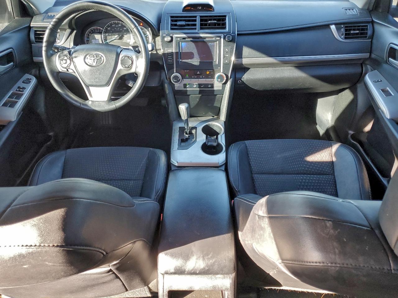 2013 TOYOTA CAMRY L photo 22