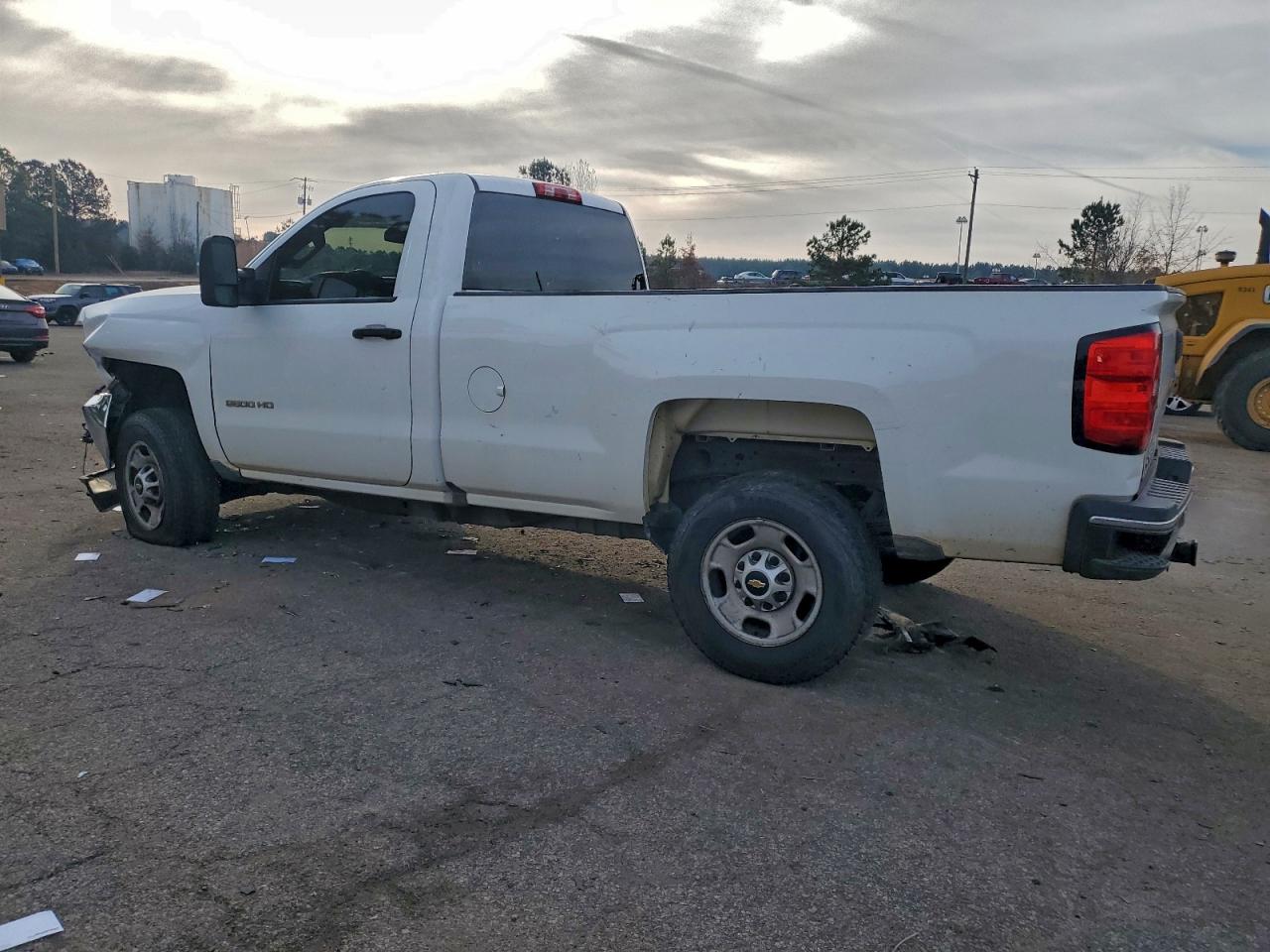 2016 CHEVROLET SILVERADO C2500 HEAVY DUTY photo 3