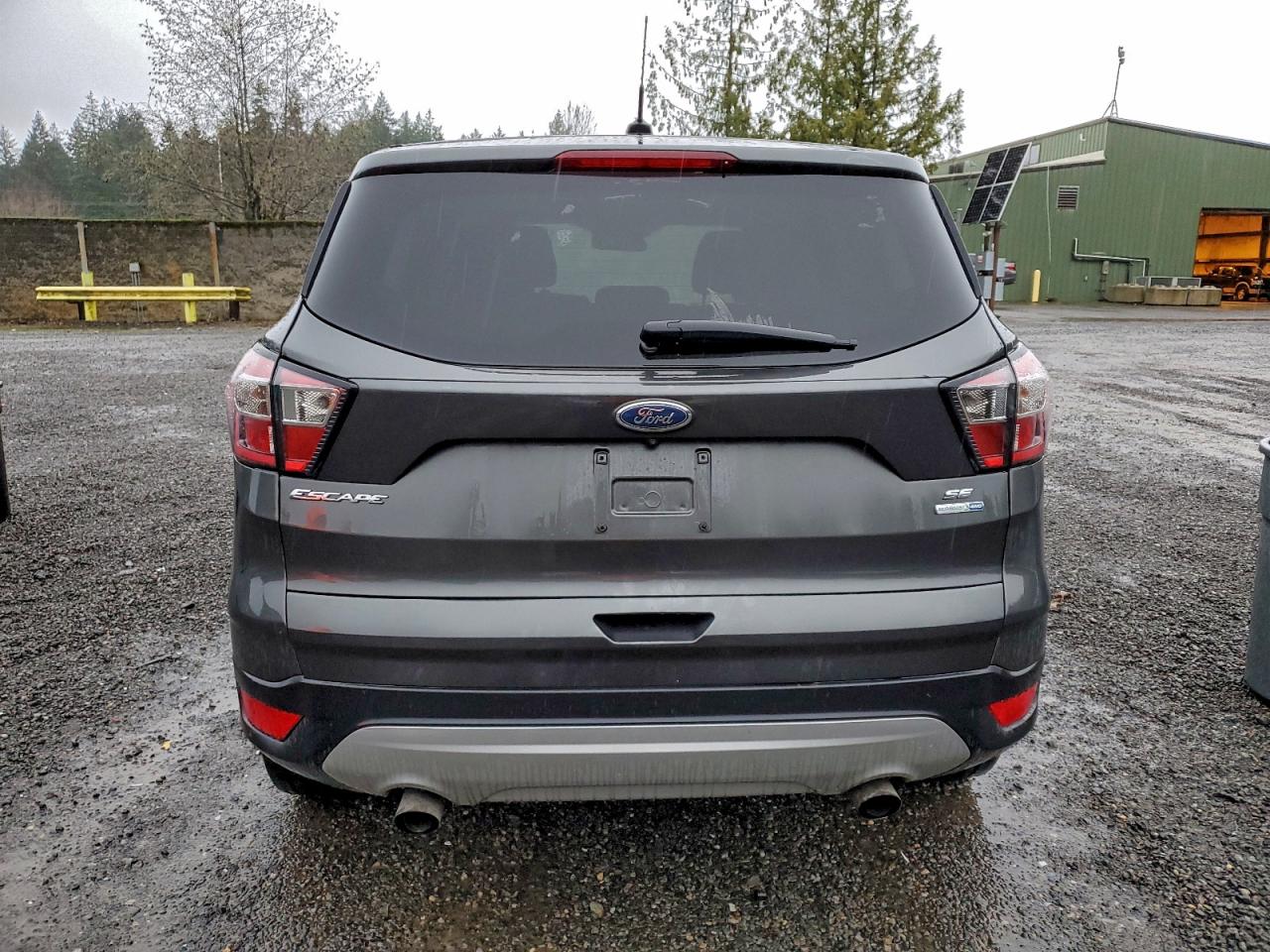 2017 FORD ESCAPE SE photo 16