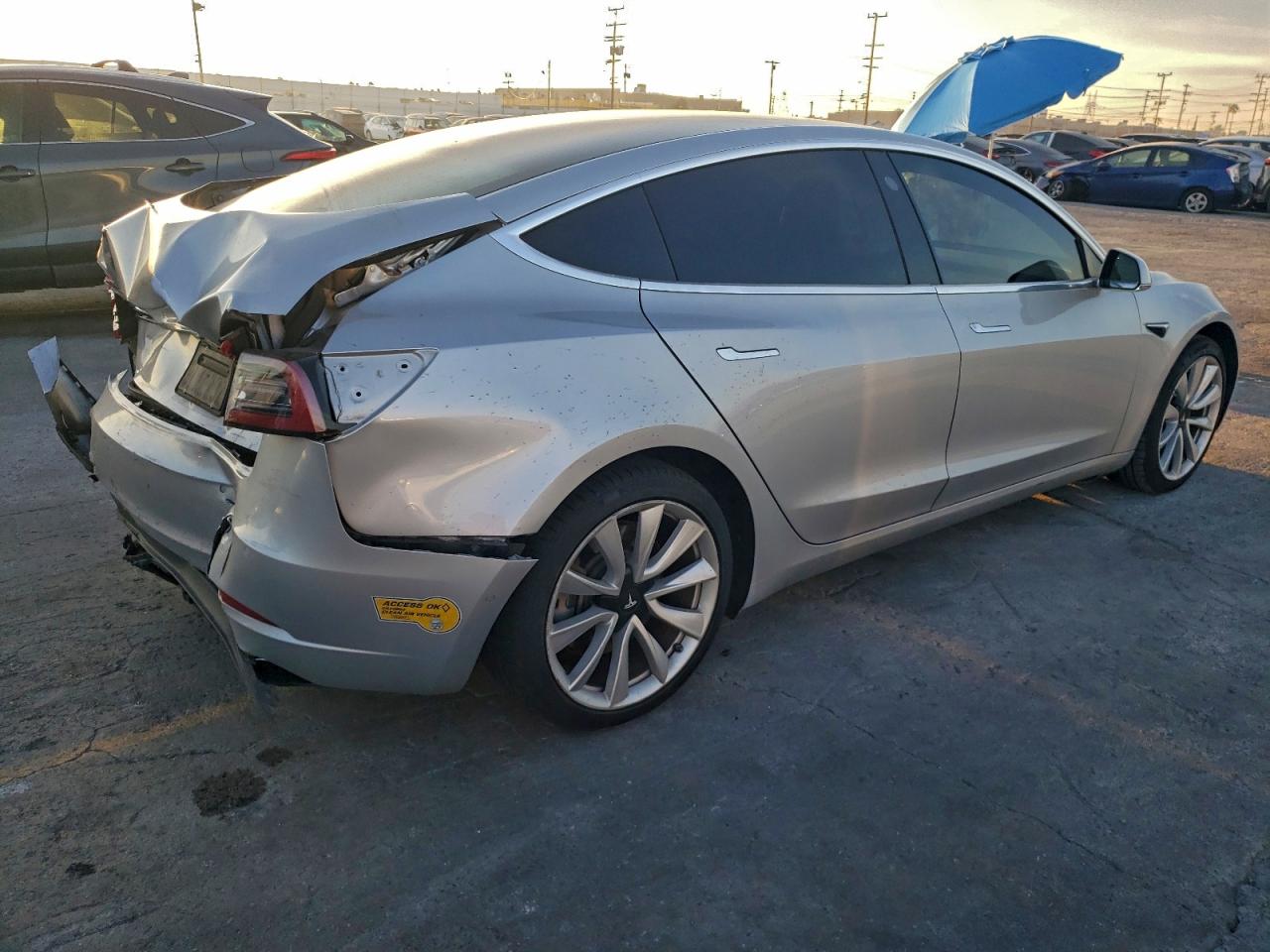 2018 TESLA MODEL 3 photo 9