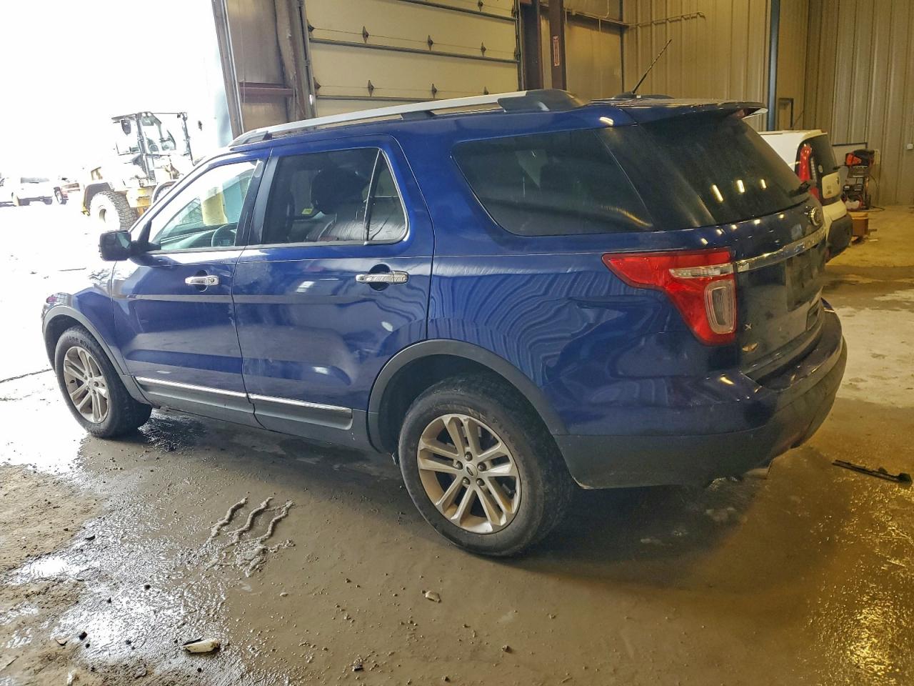 2013 FORD EXPLORER XLT photo 3