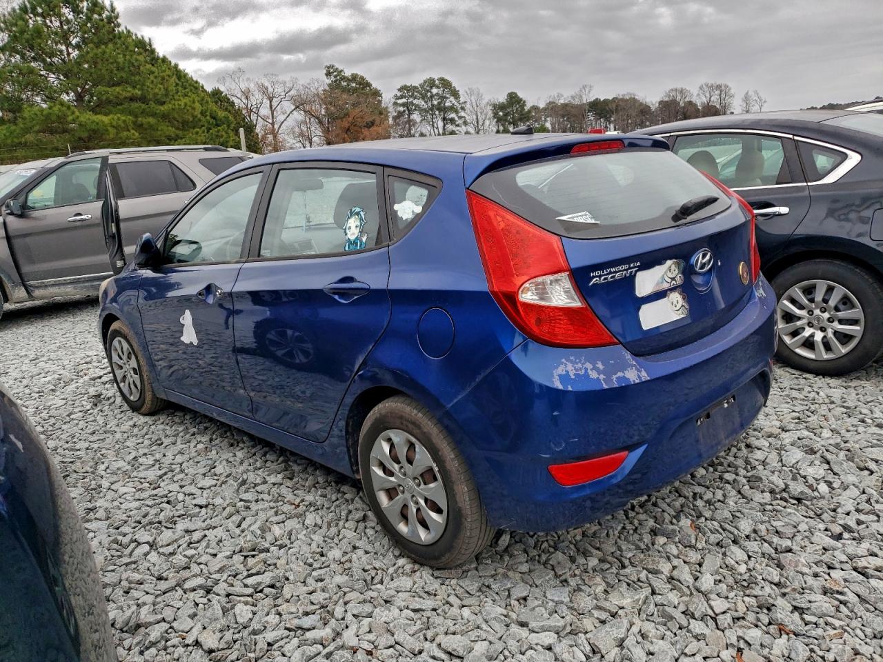 2015 HYUNDAI ACCENT GS photo 3