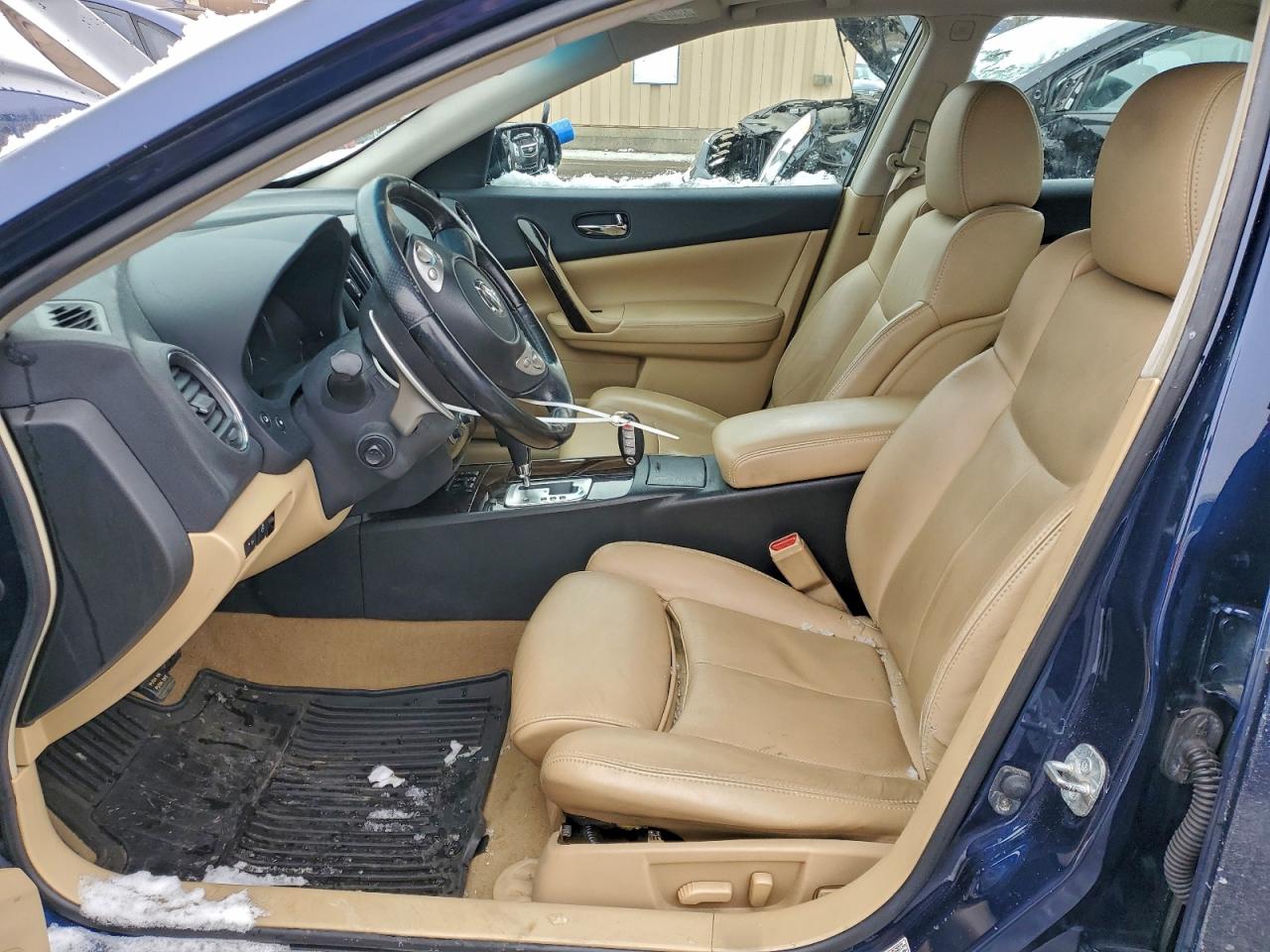 2011 NISSAN MAXIMA S photo 19