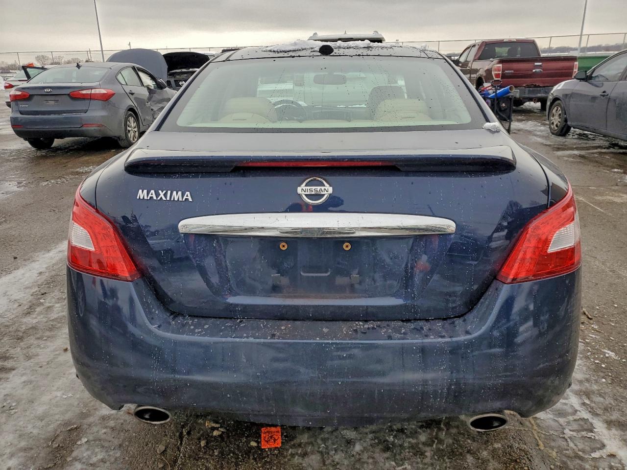 2011 NISSAN MAXIMA S photo 16