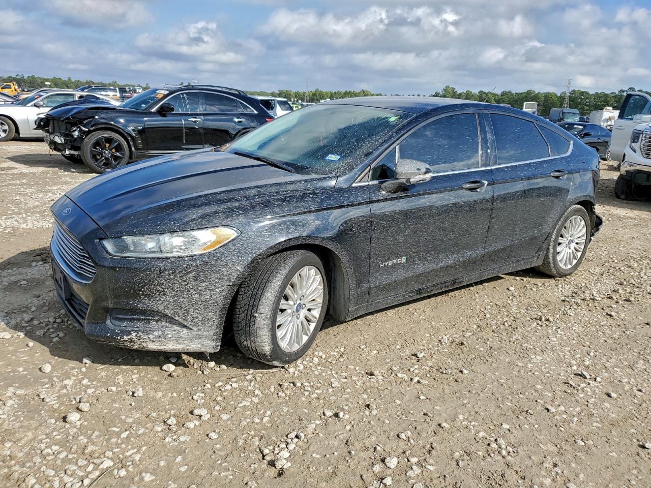 2016 FORD FUSION SE HYBRID photo 2
