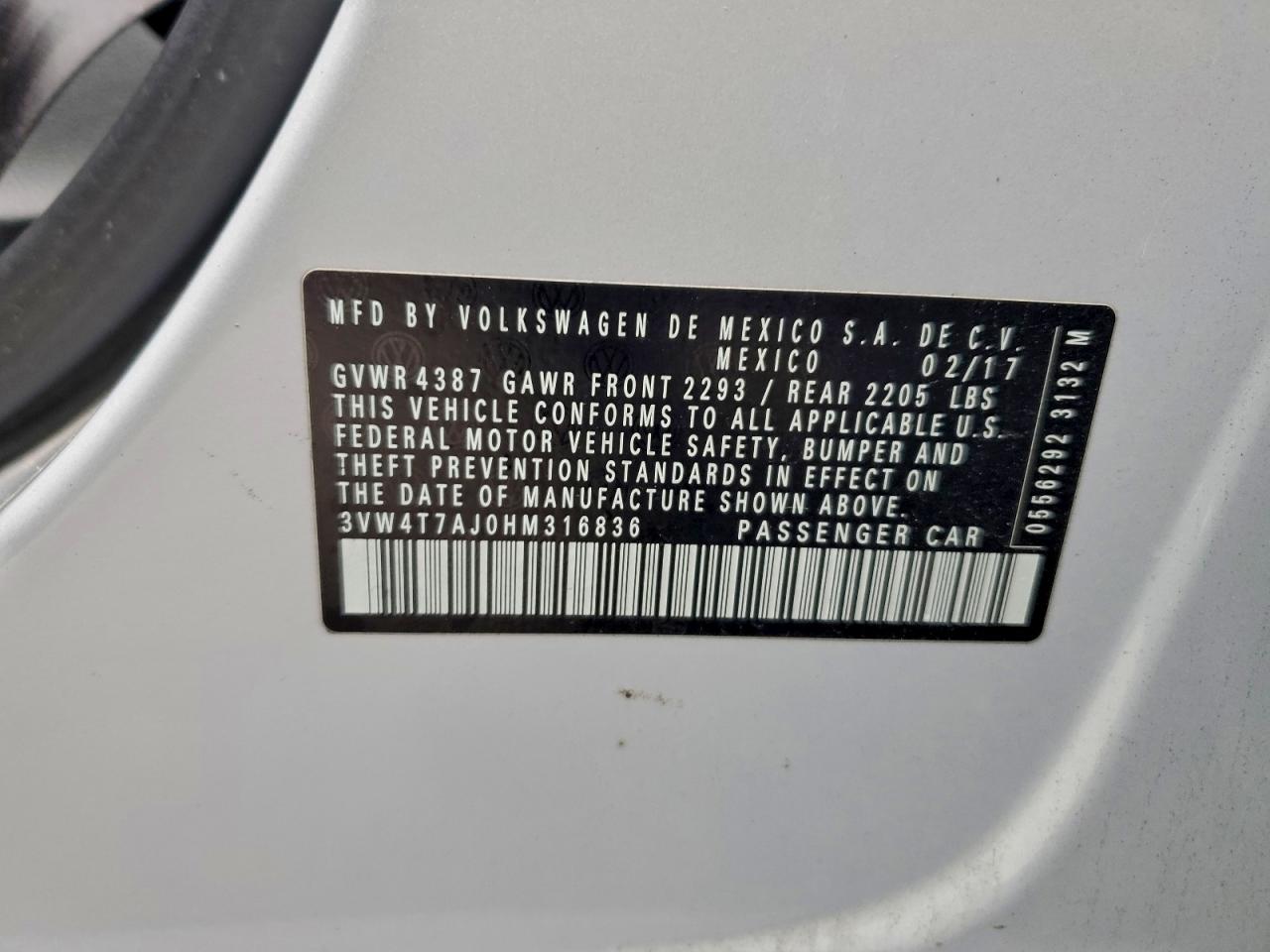 2017 VOLKSWAGEN JETTA GLI photo 23