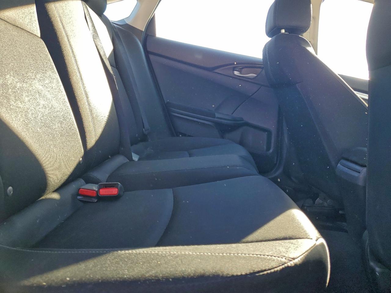 2016 HONDA CIVIC LX photo 19