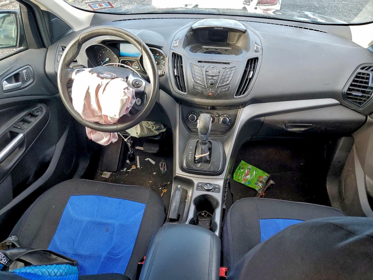 2016 FORD ESCAPE SE photo 8