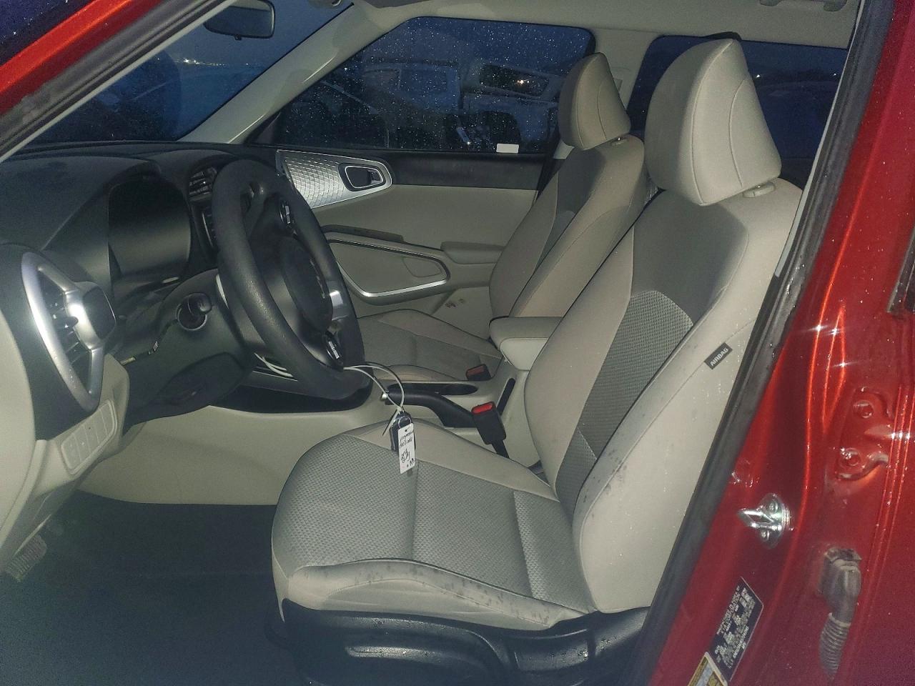 2025 KIA SOUL LX photo 7