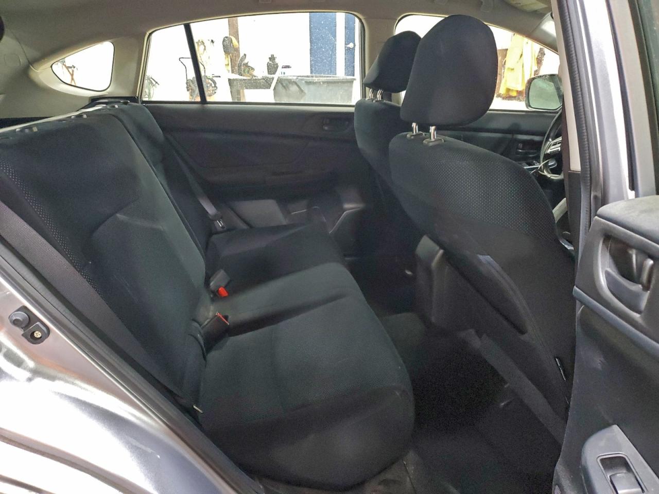 2014 SUBARU IMPREZA photo 28