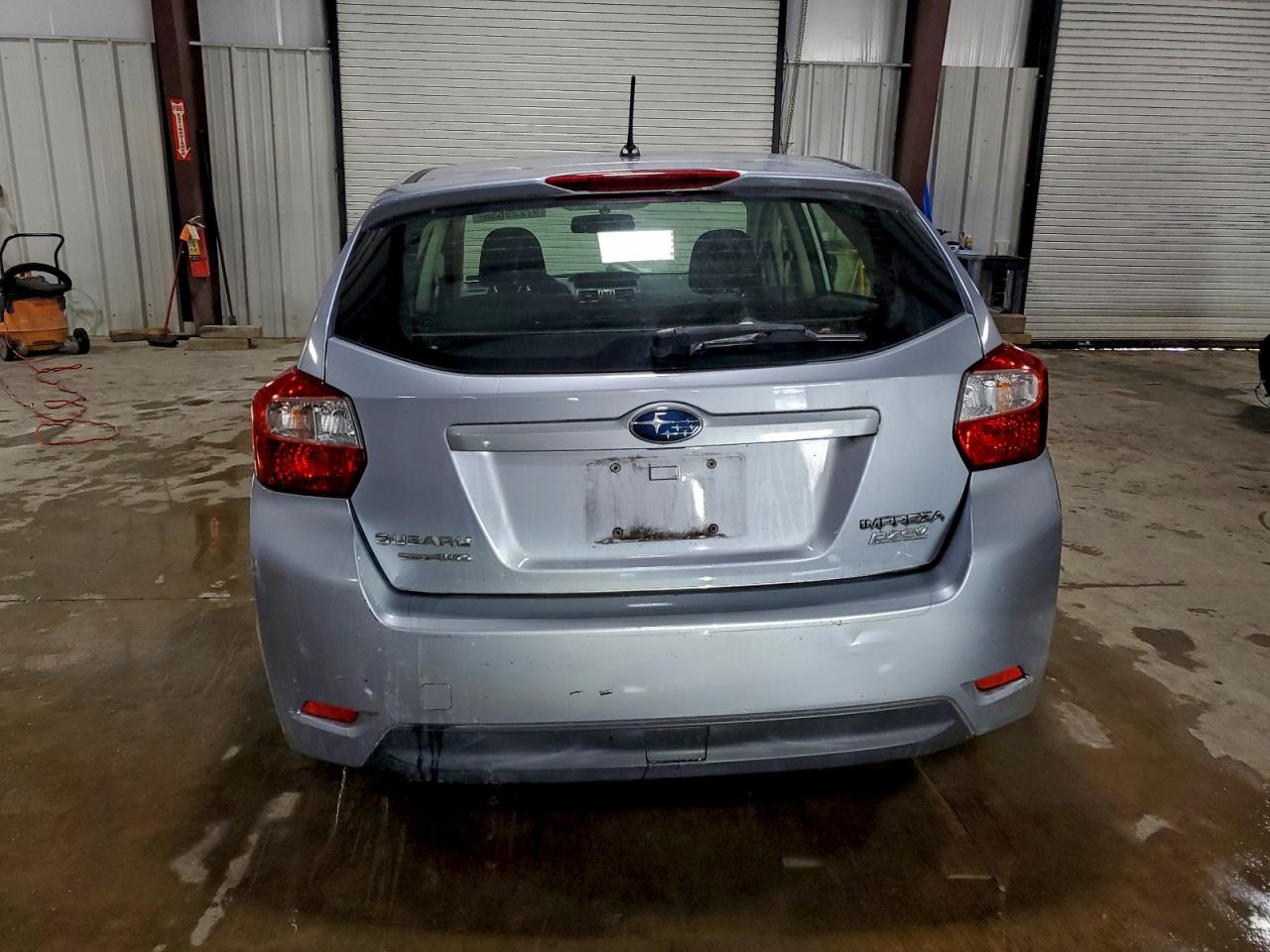 2014 SUBARU IMPREZA photo 16