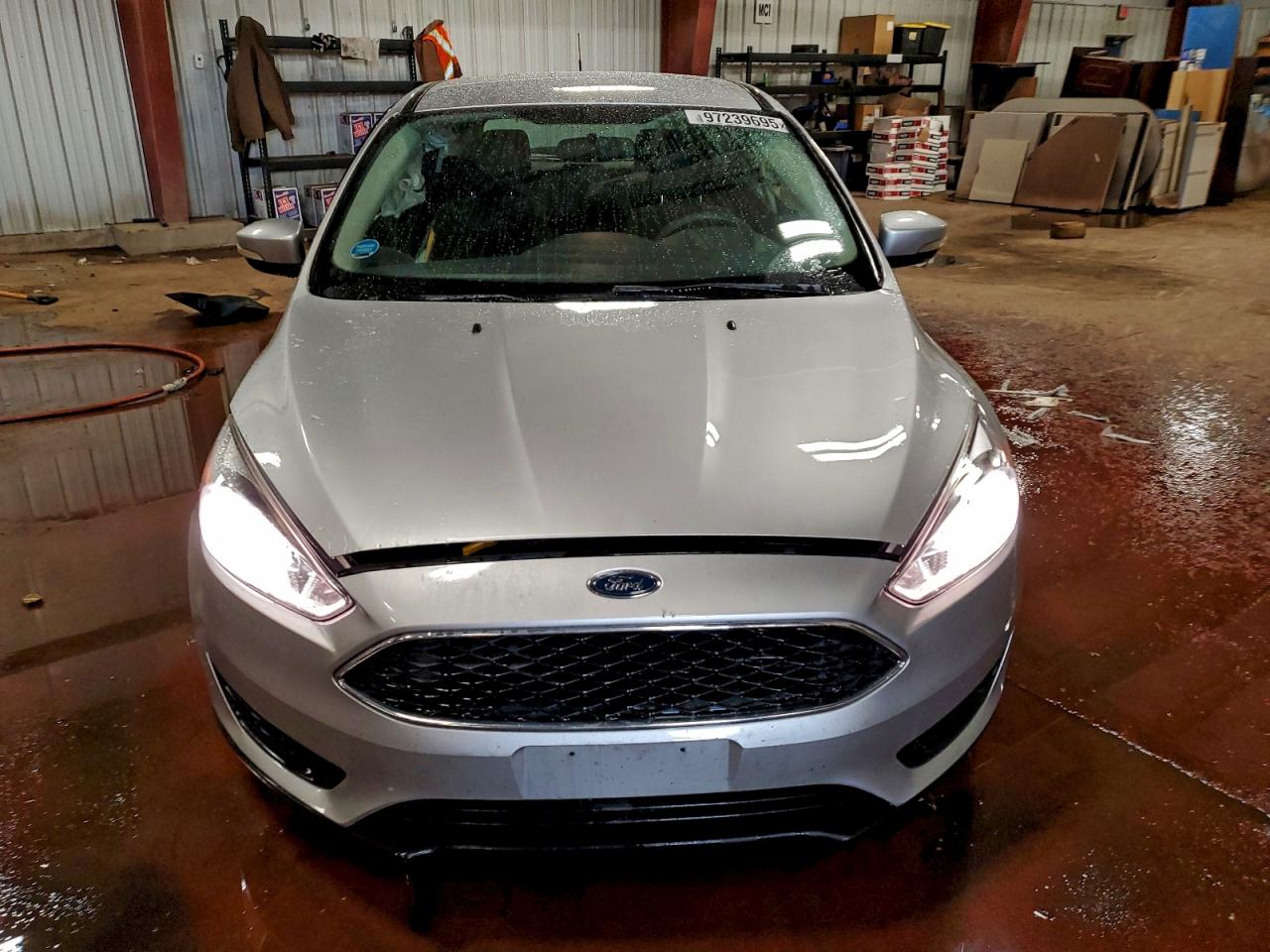 2017 FORD FOCUS SE photo 9