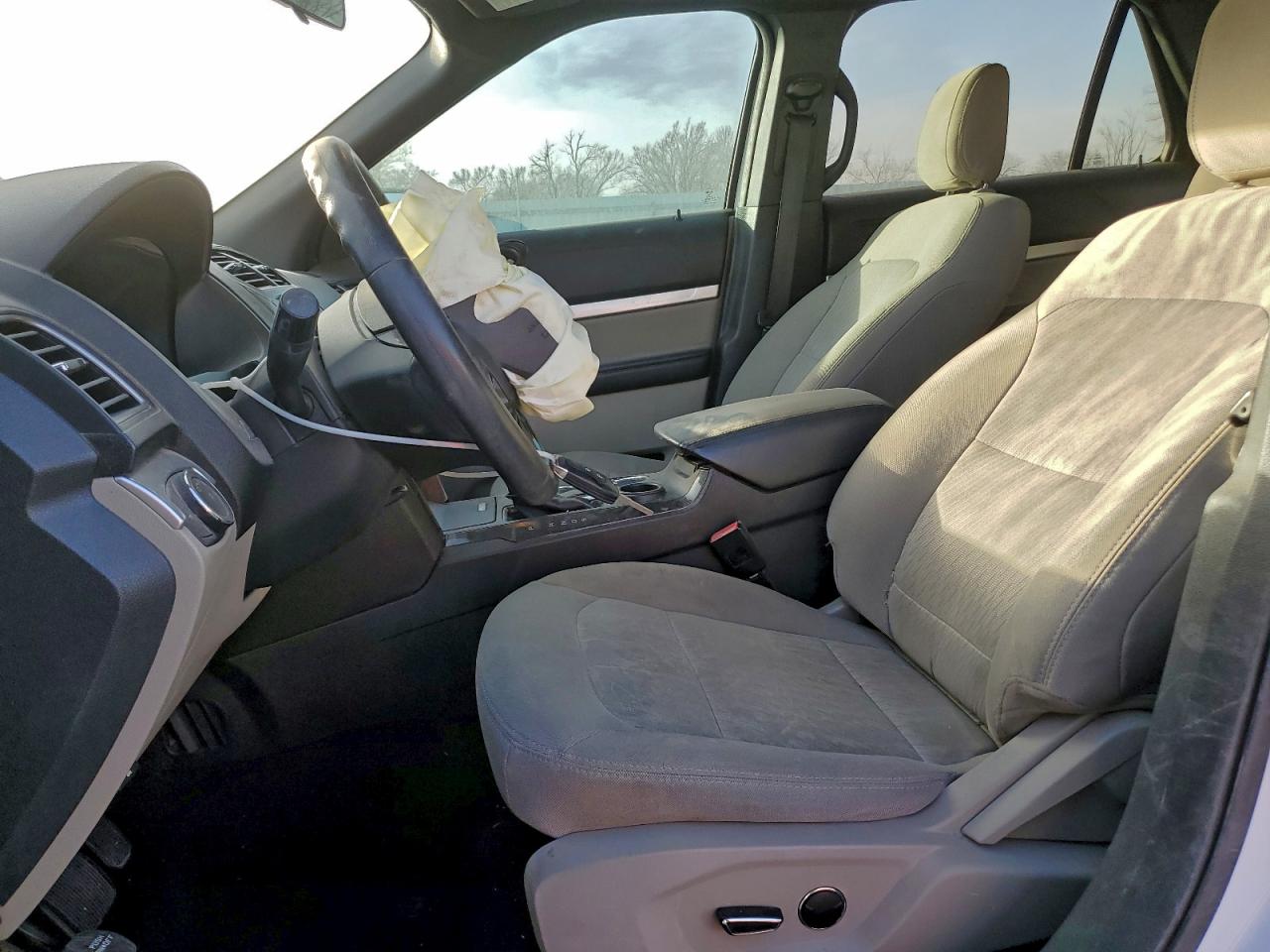 2018 FORD EXPLORER photo 7
