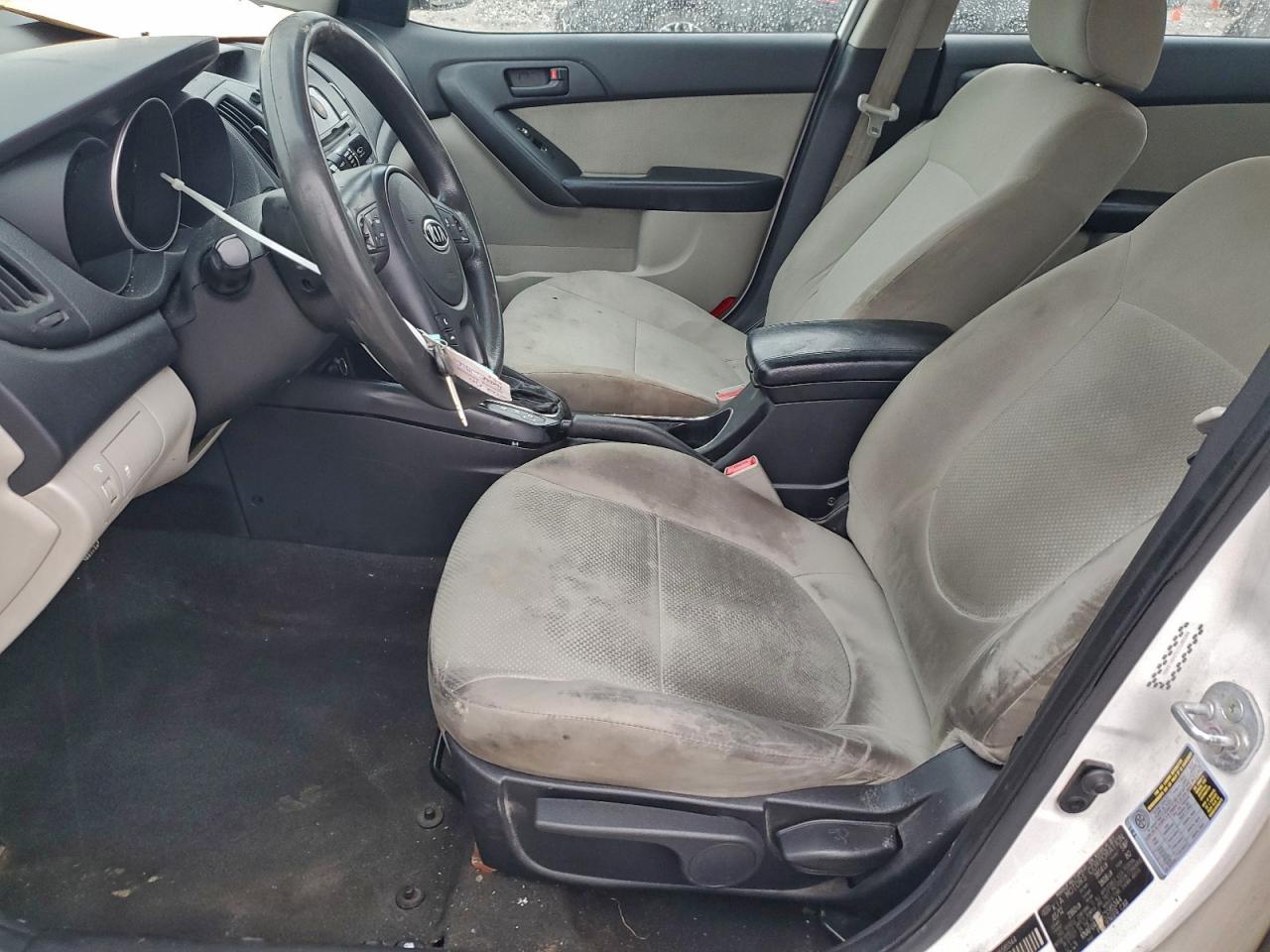 2012 KIA FORTE EX photo 19