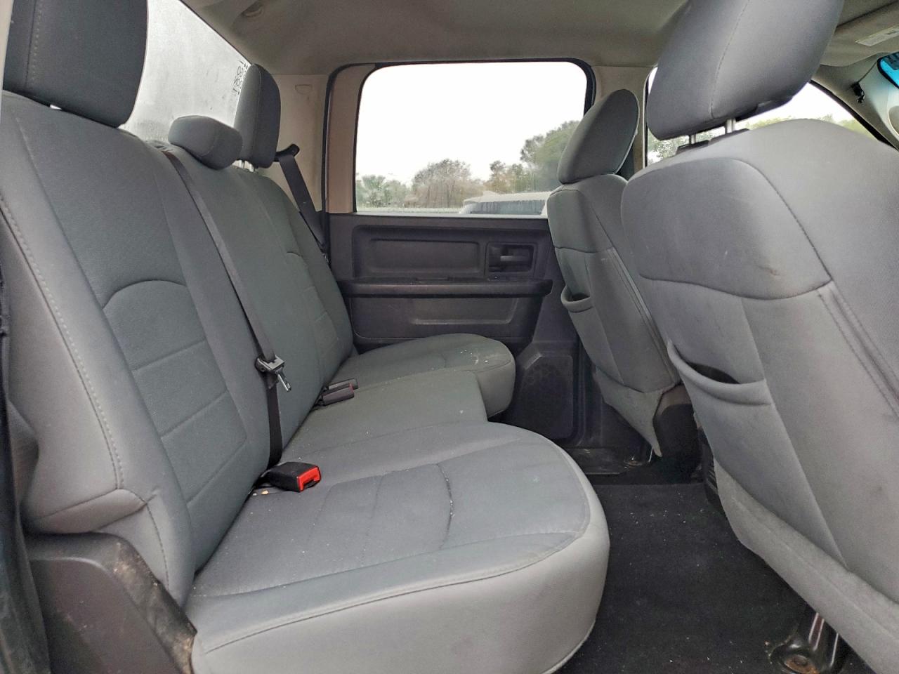 2013 RAM 1500 ST photo 19