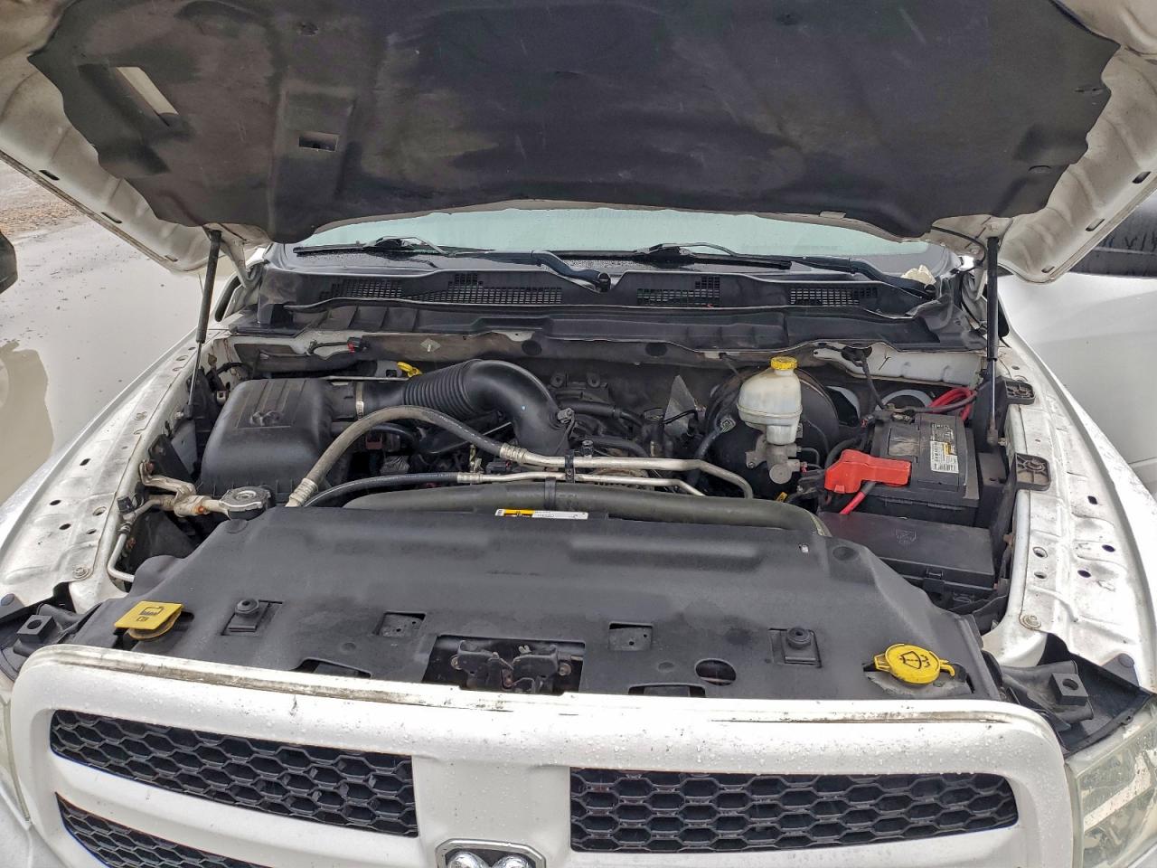 2013 RAM 1500 ST photo 21